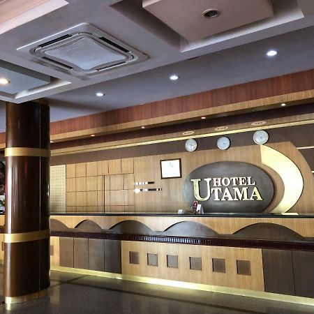 Hotel Utama Batam Exterior photo