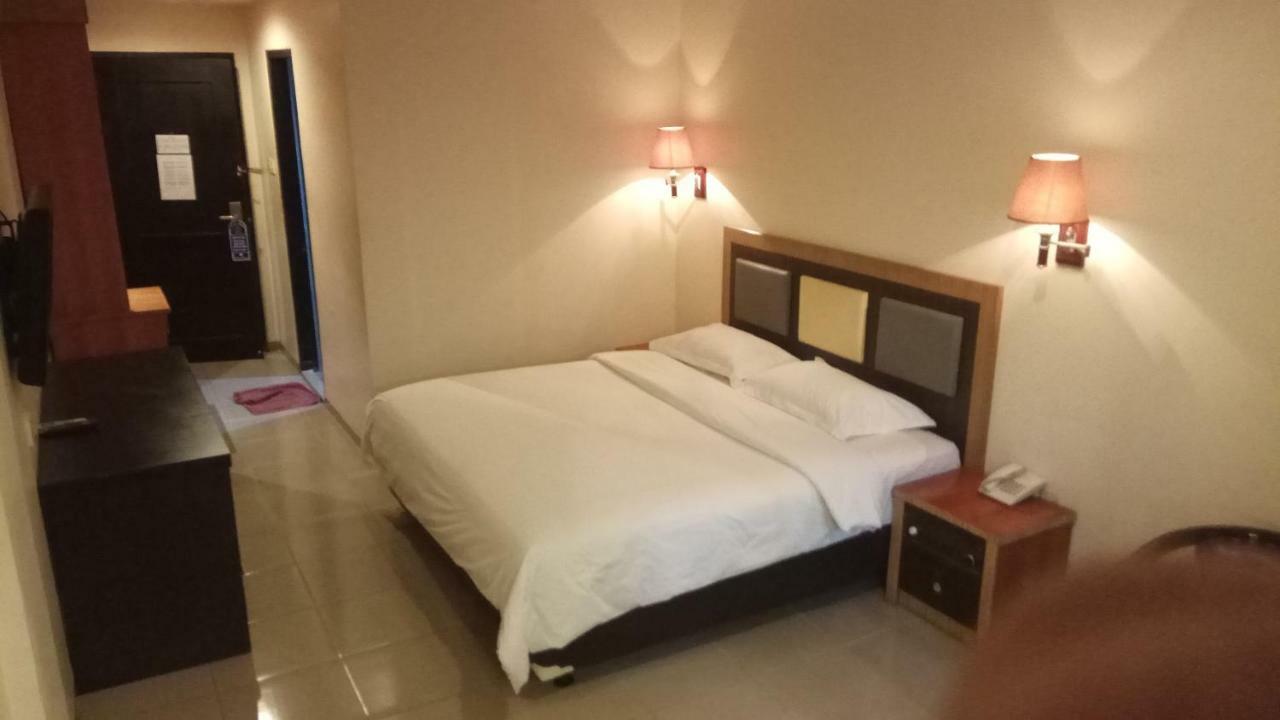Hotel Utama Batam Room photo